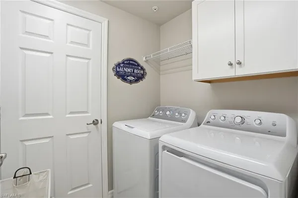 $574,900 | 17411 Cherrywood Court, Unit 7304, Bonita Springs, FL 34135