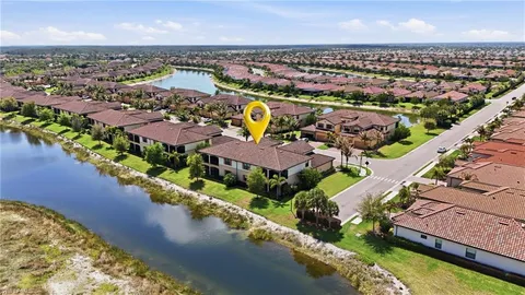 $574,900 | 17411 Cherrywood Court, Unit 7304, Bonita Springs, FL 34135