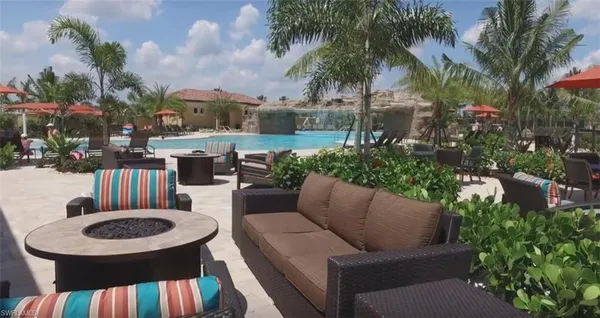 $574,900 | 17411 Cherrywood Court, Unit 7304, Bonita Springs, FL 34135