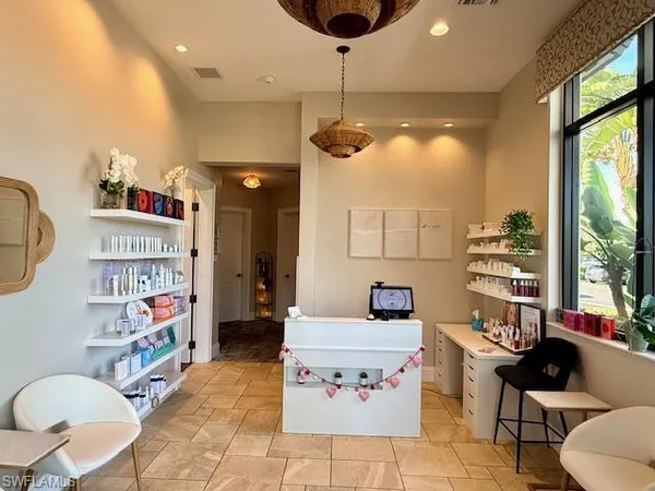 $574,900 | 17411 Cherrywood Court, Unit 7304, Bonita Springs, FL 34135