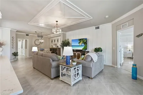 $574,900 | 17411 Cherrywood Court, Unit 7304, Bonita Springs, FL 34135