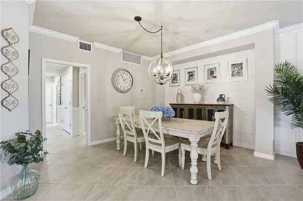 $574,900 | 17411 Cherrywood Court, Unit 7304, Bonita Springs, FL 34135