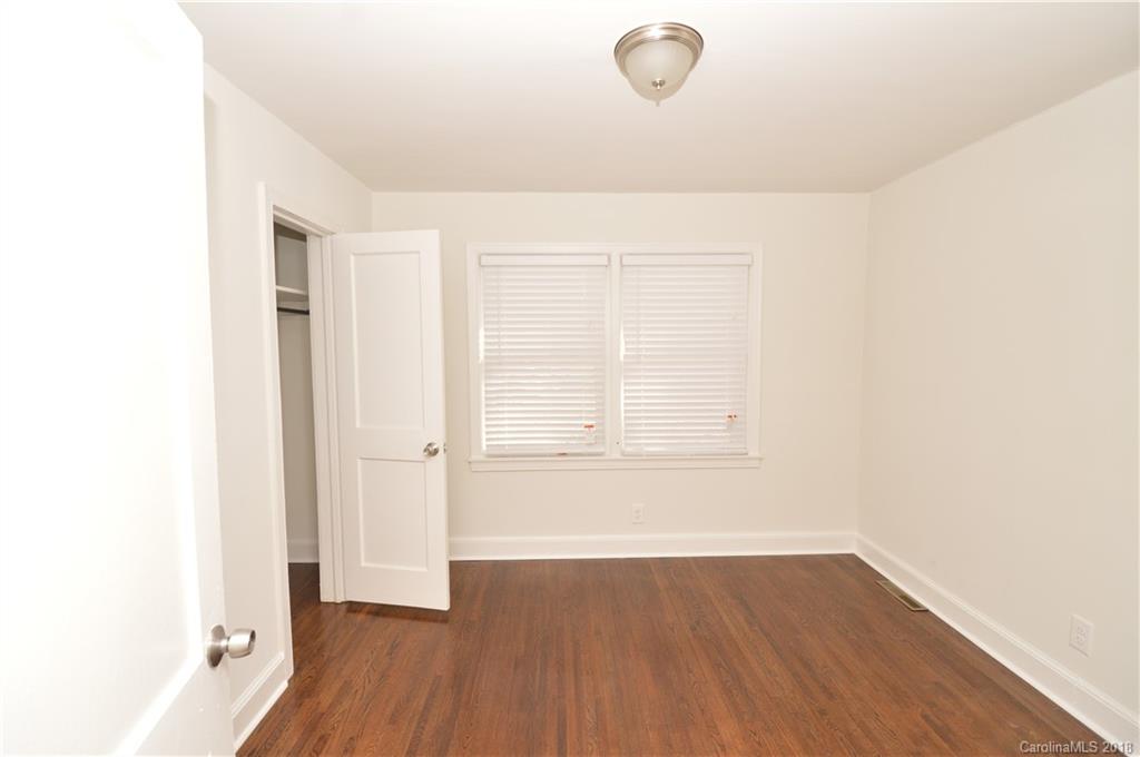 2748 Mayflower Road Charlotte, NC 28208 - Photo 13 of 18 Gallery Image 13