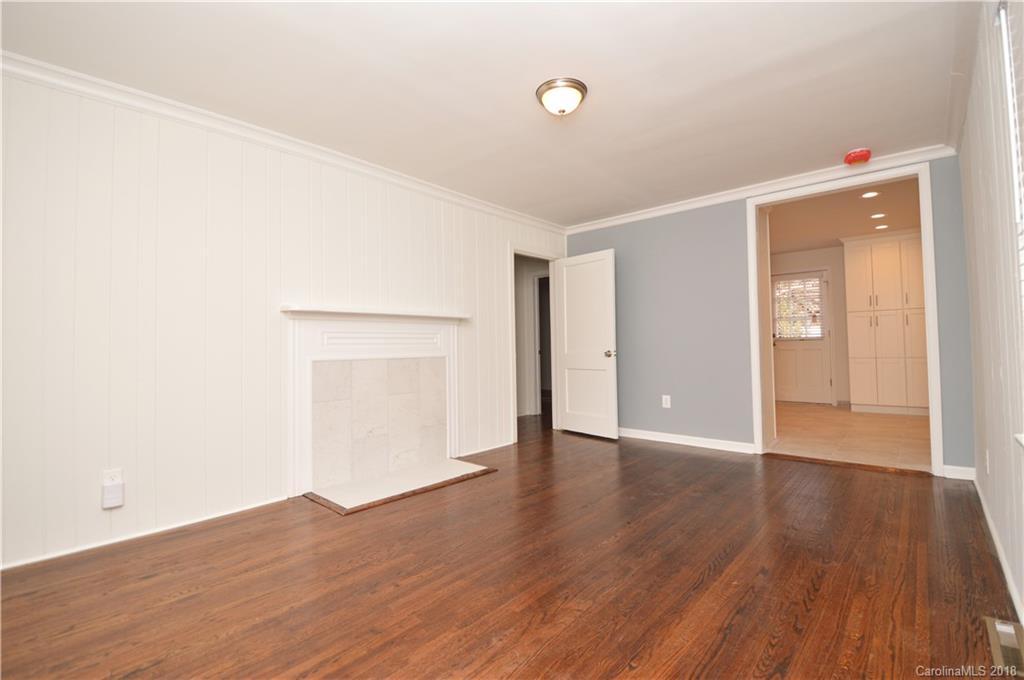 2748 Mayflower Road Charlotte, NC 28208 - Photo 4 of 18 Gallery Image 4