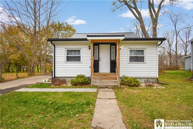 $119,500 | 15 Clark Street, Westfield, NY 14787