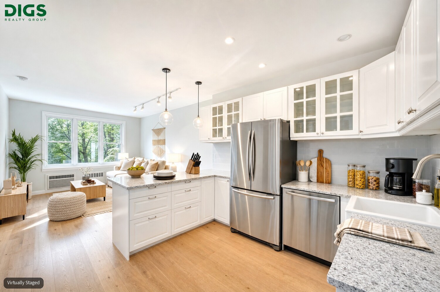 235 West 70th Street, Unit 1D Manhattan, NY 10023 - Photo 3 of 9 Gallery Image 3