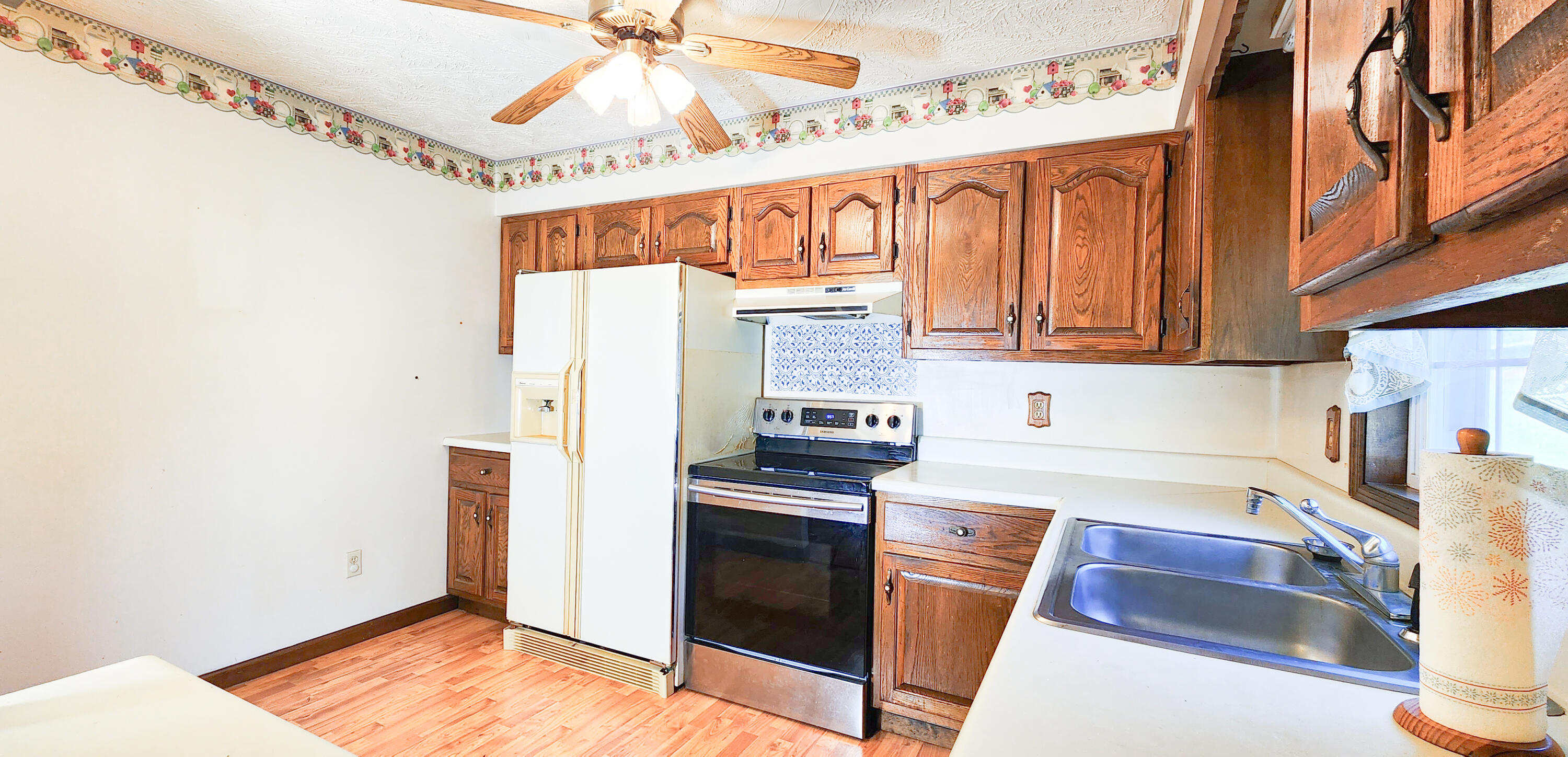 324 Willow Brook Drive Rosedale, VA 24280 - Photo 2 of 39 20230901_095640