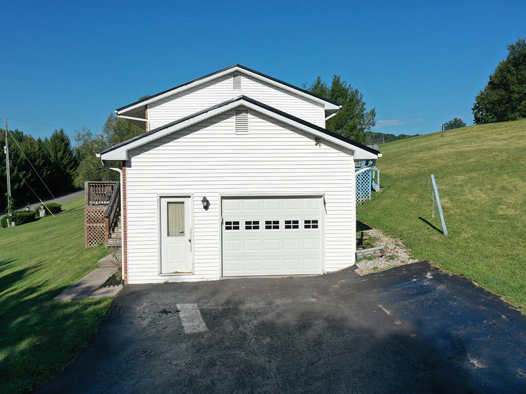 324 Willow Brook Drive Rosedale, VA 24280 - Photo 29 of 39 DJI_0973