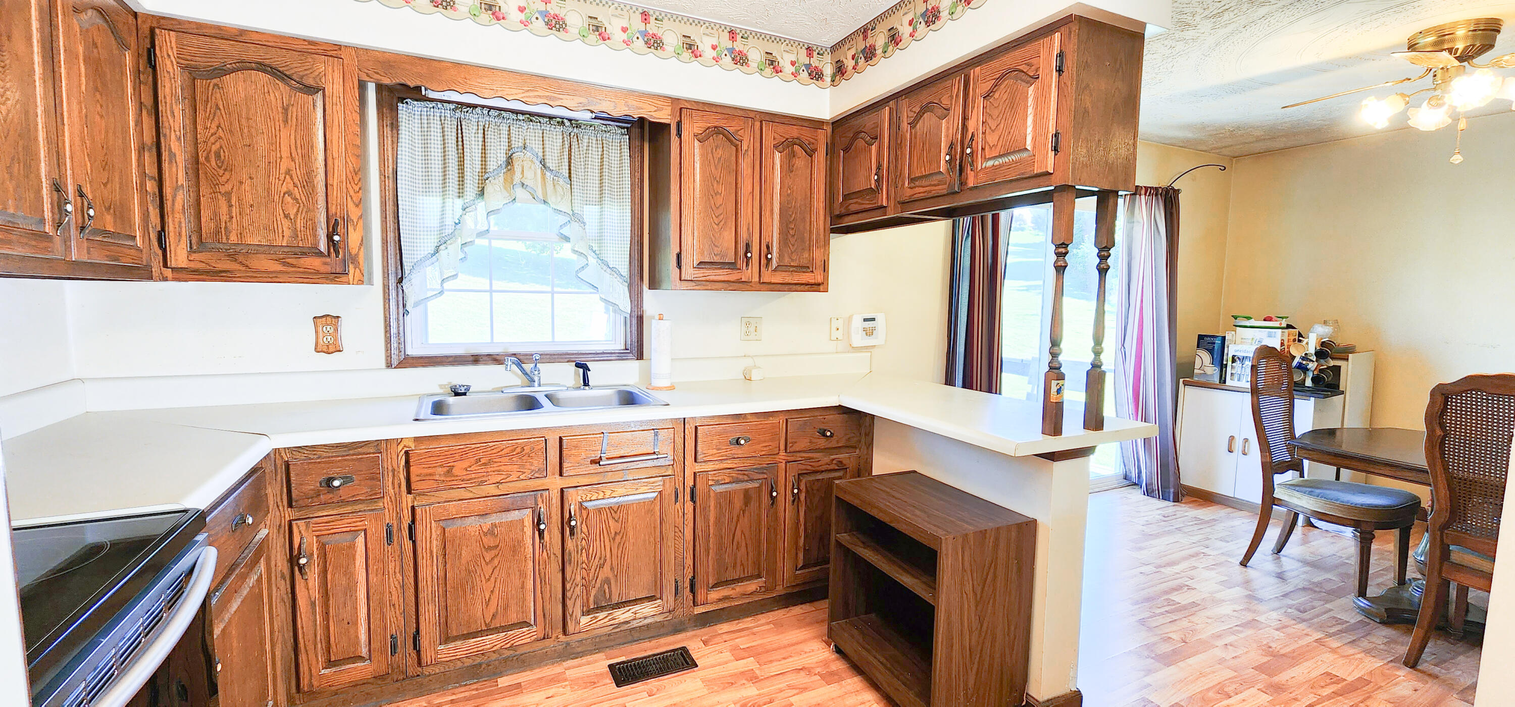 324 Willow Brook Drive Rosedale, VA 24280 - Photo 3 of 39 20230901_095742