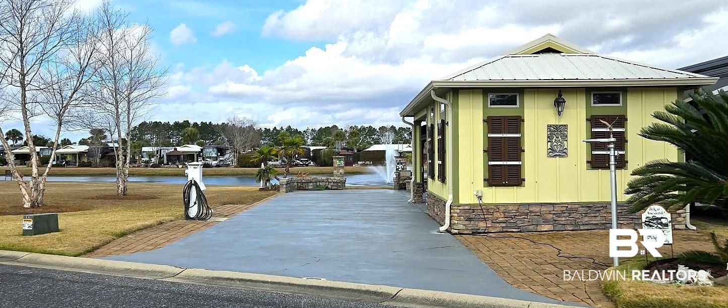 737 Lago Way Foley, AL 36535 - Photo 2 of 27 Gallery Image 2