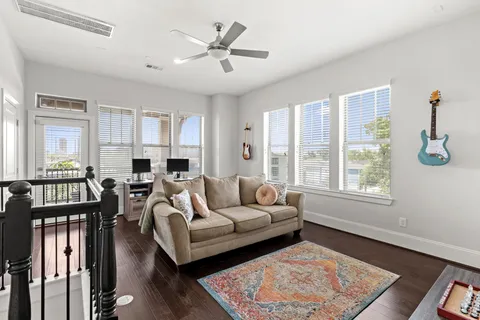 $639,900 | 734 Yale Street, Unit A, Houston, TX 77007