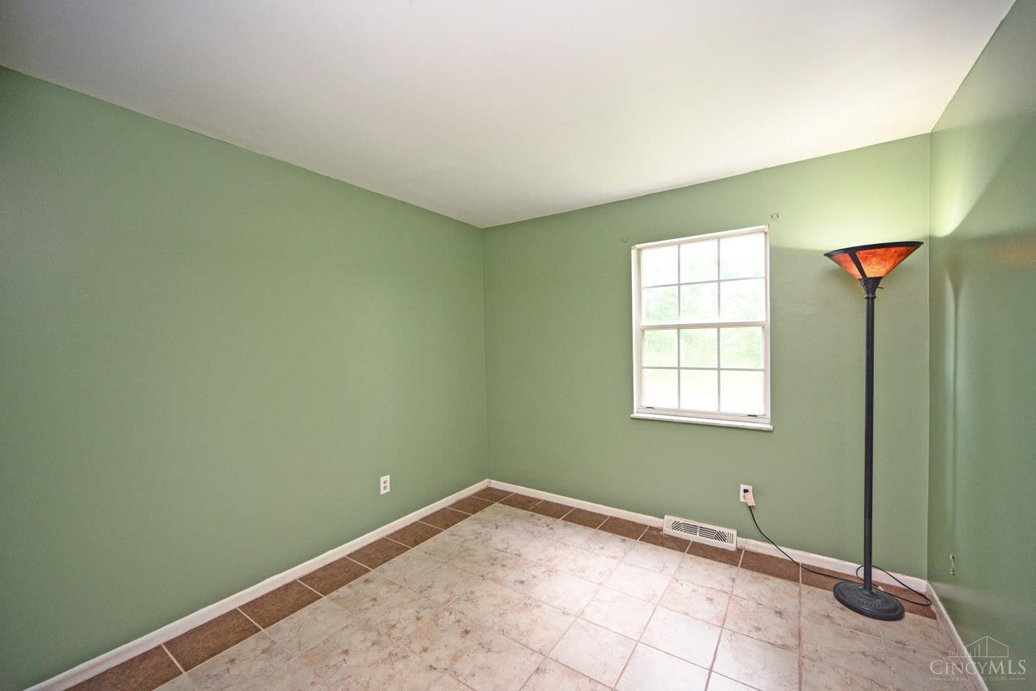 4237 Ellis Road Batavia, OH 45103 - Photo 21 of 46