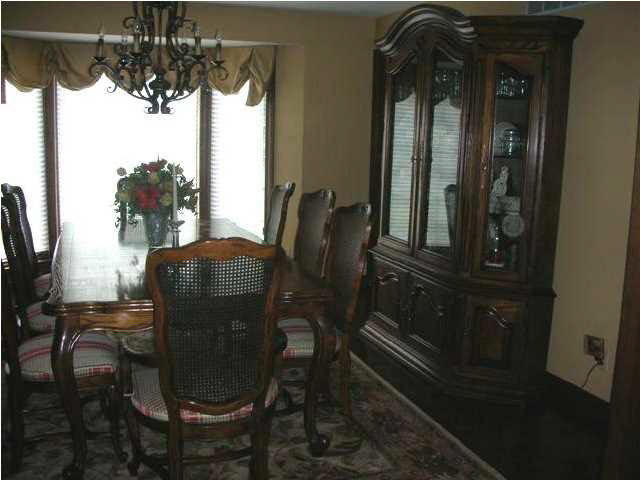 5675 Stringtown Road Evansville, IN 47711 - Photo 12 of 30 Gallery Image 12