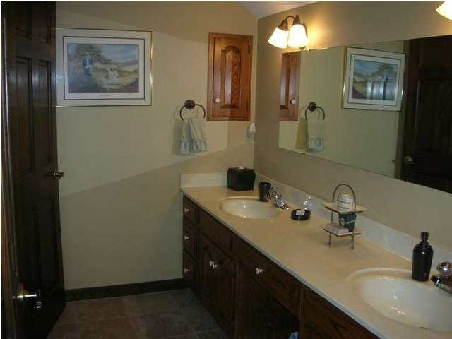 5675 Stringtown Road Evansville, IN 47711 - Photo 18 of 30 Gallery Image 18