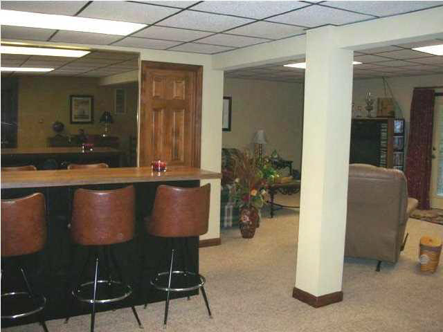 5675 Stringtown Road Evansville, IN 47711 - Photo 21 of 30 Gallery Image 21