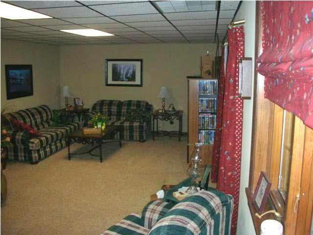 5675 Stringtown Road Evansville, IN 47711 - Photo 22 of 30 Gallery Image 22