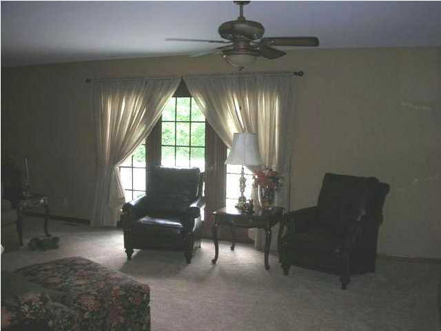 5675 Stringtown Road Evansville, IN 47711 - Photo 4 of 30 Gallery Image 4