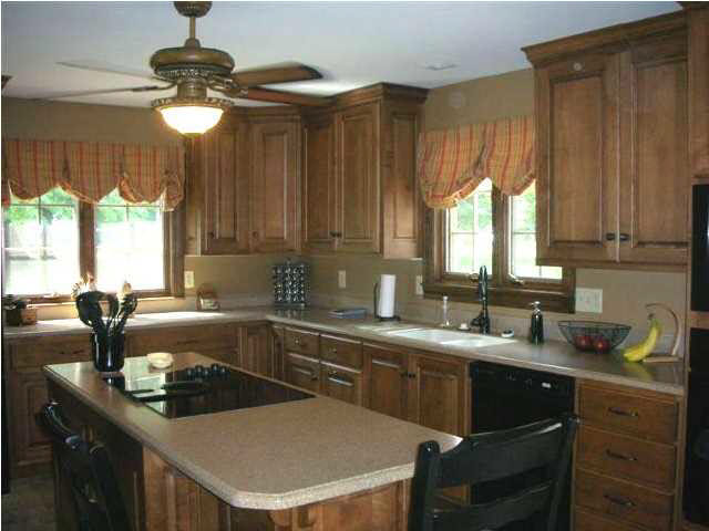 5675 Stringtown Road Evansville, IN 47711 - Photo 6 of 30 Gallery Image 6