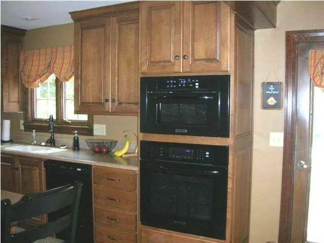 5675 Stringtown Road Evansville, IN 47711 - Photo 9 of 30 Gallery Image 9