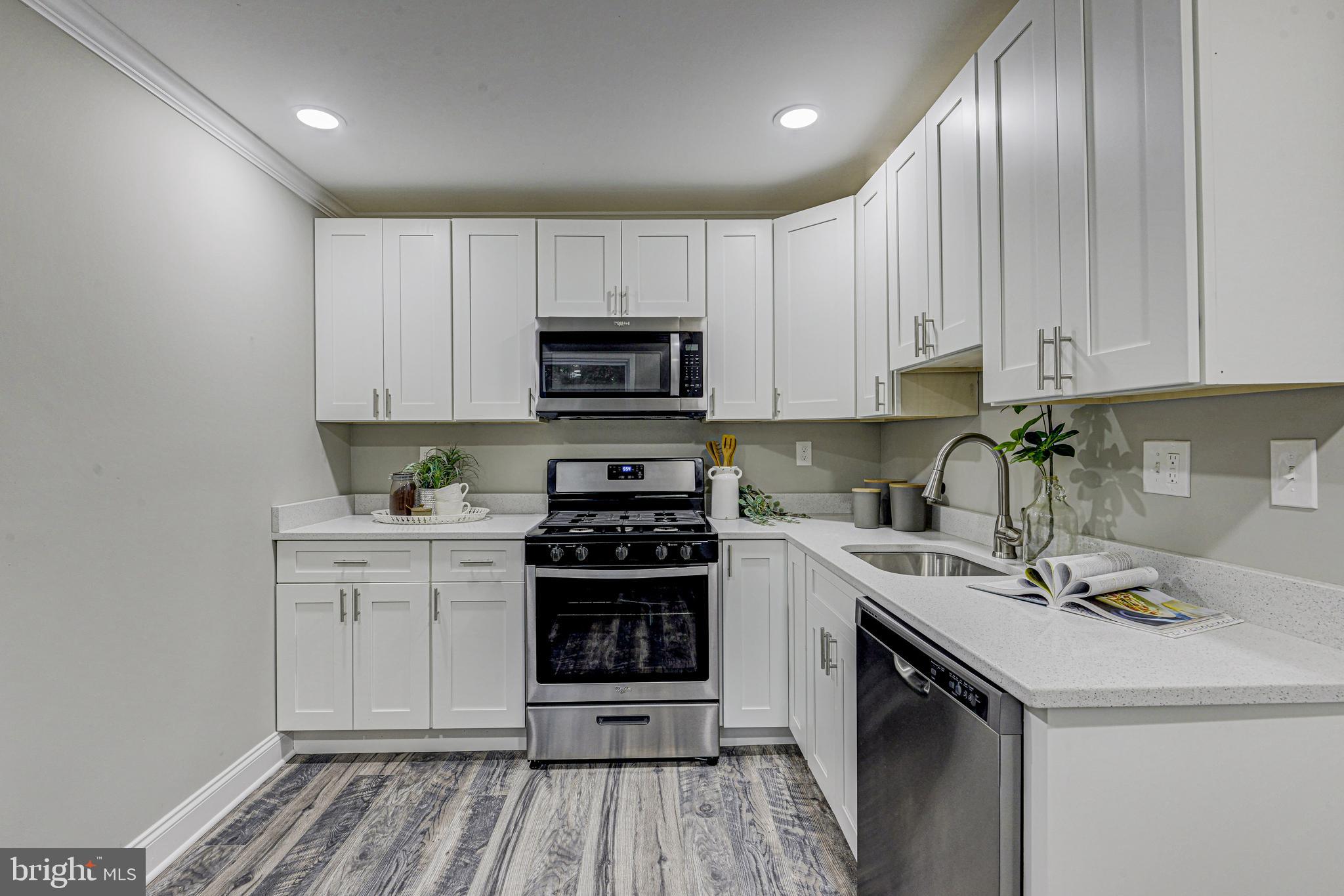 8104 Longpoint Road Baltimore, MD 21222 - Photo 16 of 36