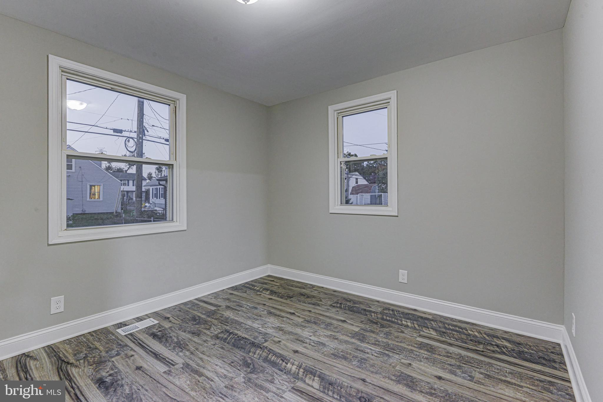 8104 Longpoint Road Baltimore, MD 21222 - Photo 17 of 36