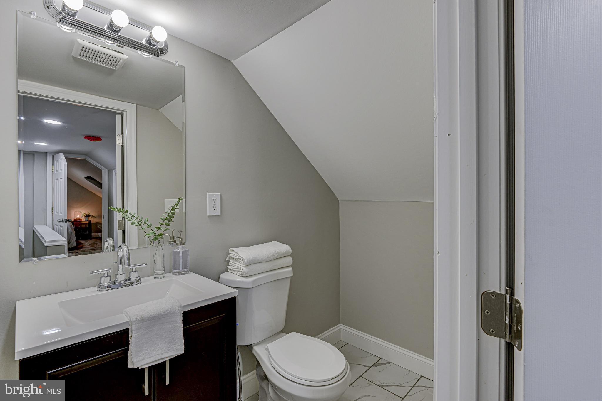 8104 Longpoint Road Baltimore, MD 21222 - Photo 30 of 36