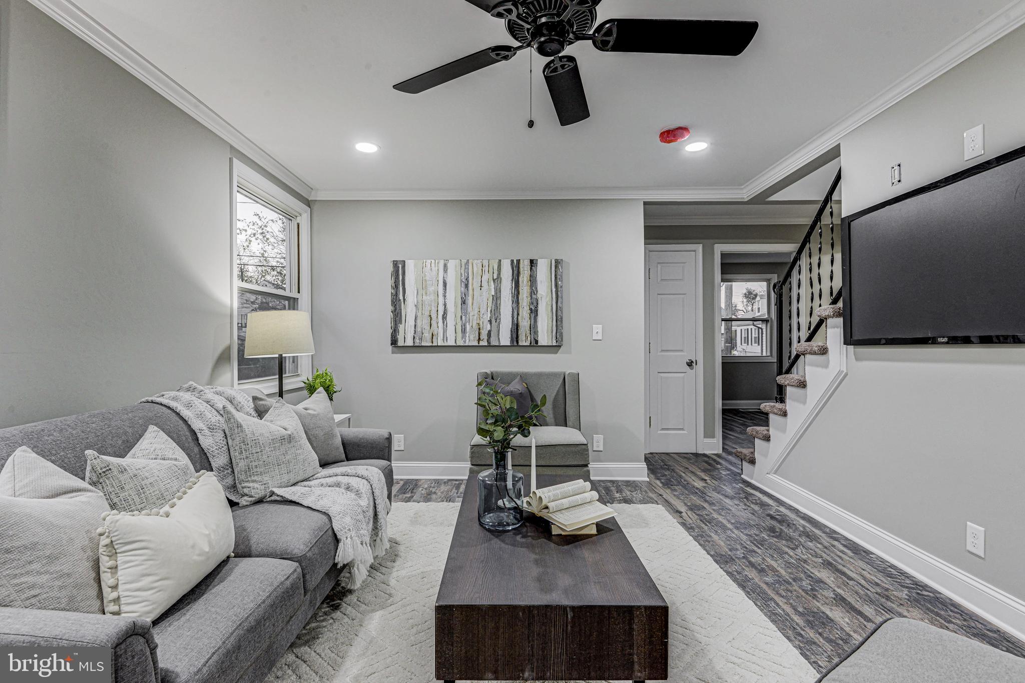 8104 Longpoint Road Baltimore, MD 21222 - Photo 6 of 36