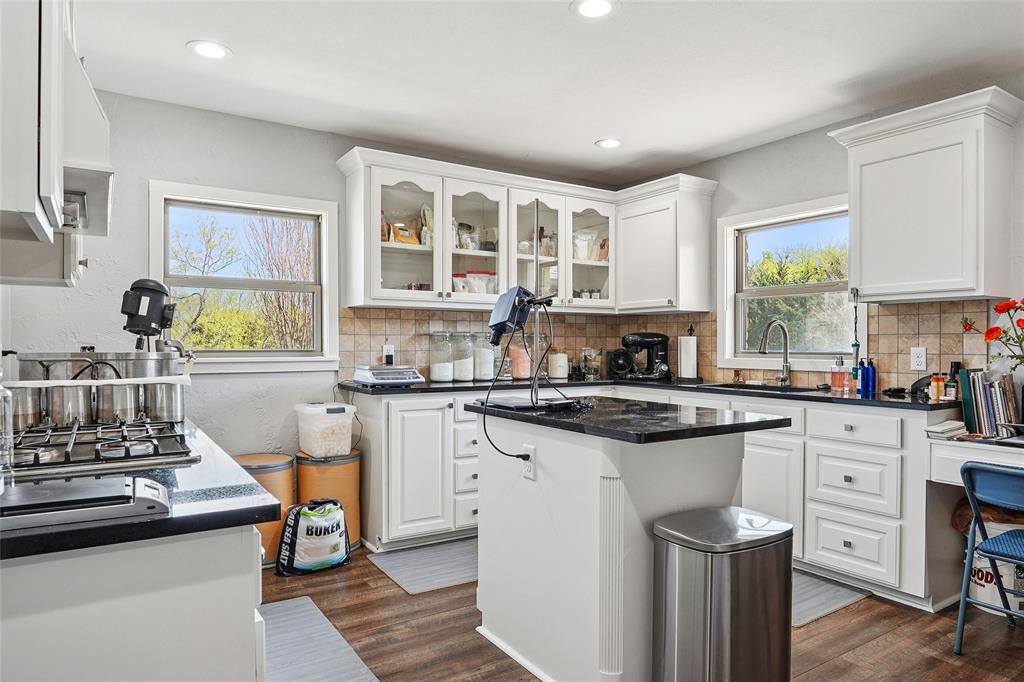 4517 Old Sherman Road Whitesboro, TX 76273 - Photo 29 of 40