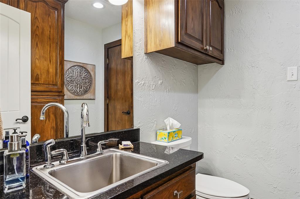 4517 Old Sherman Road Whitesboro, TX 76273 - Photo 30 of 40