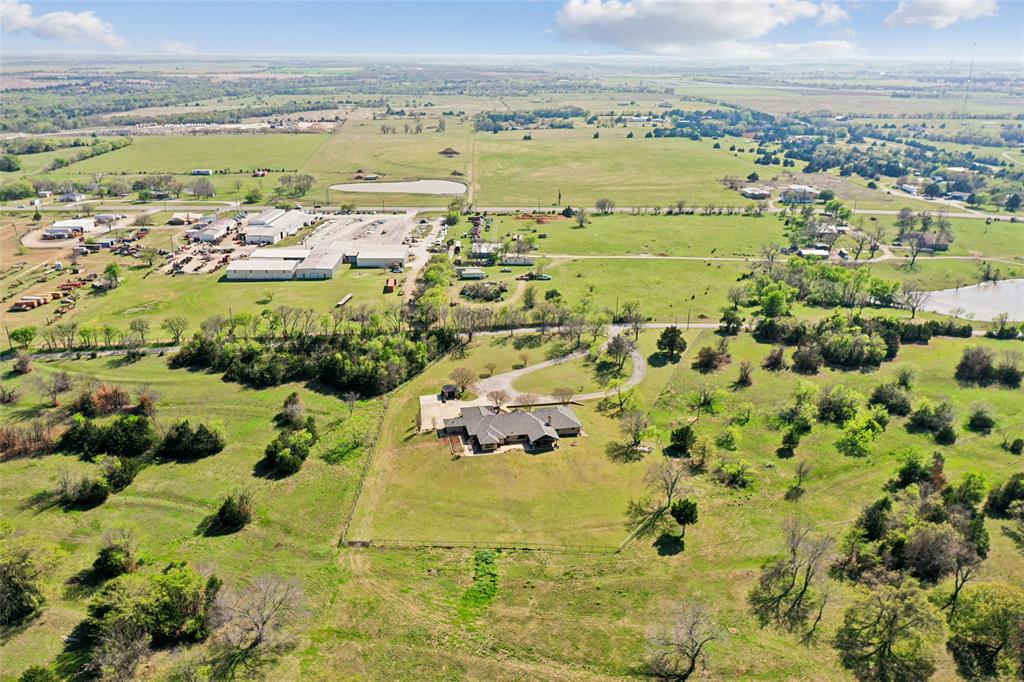 4517 Old Sherman Road Whitesboro, TX 76273 - Photo 37 of 40