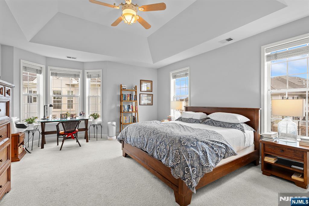 8 Cliff Road, Unit B3 Woodland Park, NJ 07424 - Photo 13 of 32