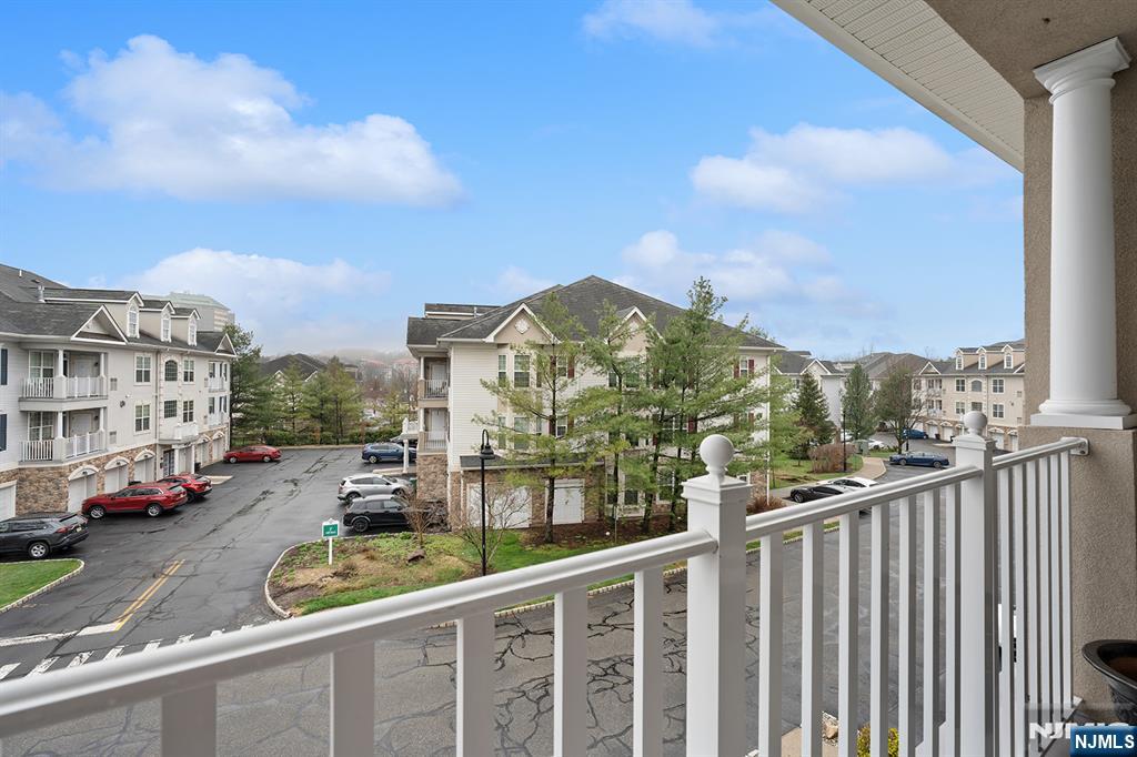 8 Cliff Road, Unit B3 Woodland Park, NJ 07424 - Photo 21 of 32