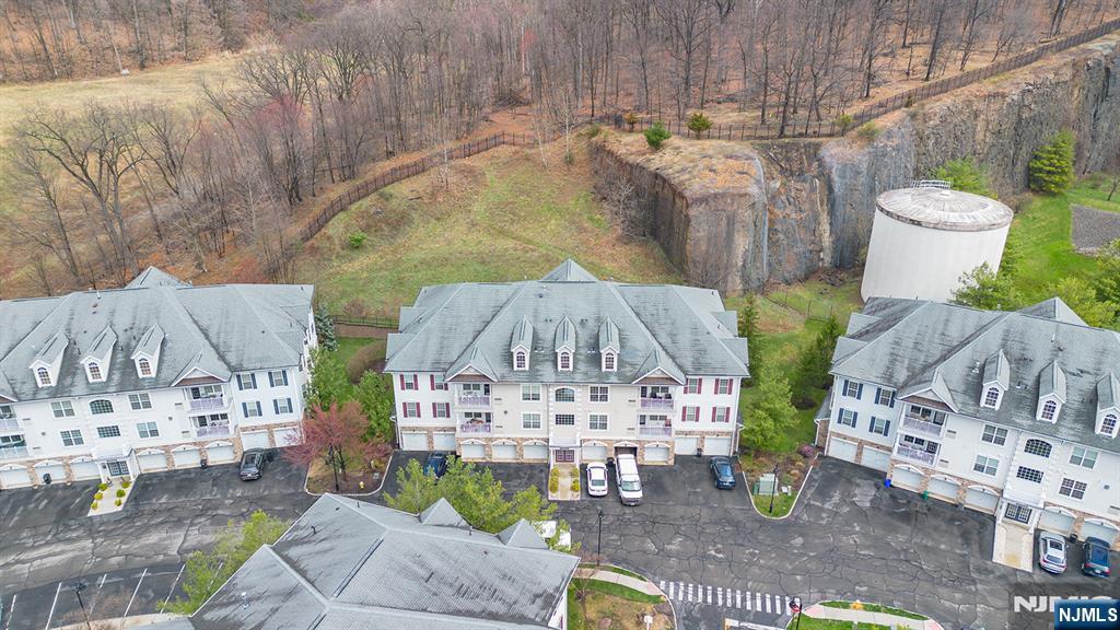 8 Cliff Road, Unit B3 Woodland Park, NJ 07424 - Photo 32 of 32