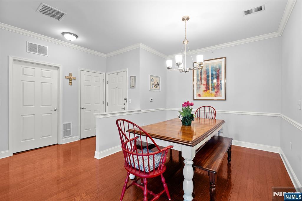 8 Cliff Road, Unit B3 Woodland Park, NJ 07424 - Photo 8 of 32