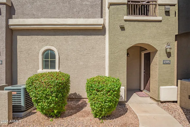 $359,900 | 2402 East 5th Street, Unit 1595, Tempe, AZ 85288