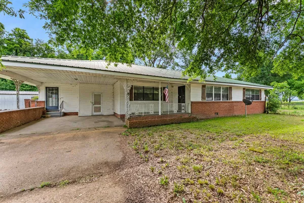 $120,000 | 61 Bridge Road, Coahoma, MS 38617