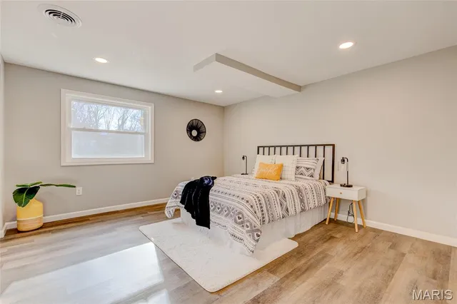 $299,900 | 425 Belleview Avenue, Alton, IL 62002