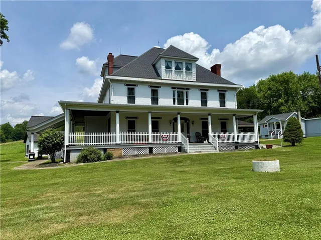 $350,000 | 1921 McIntyre Road, Shelocta, PA 15774