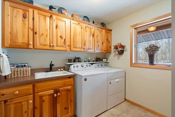 $639,900 | 9540 Lake Douglas Way, Breezy Point, MN 56472