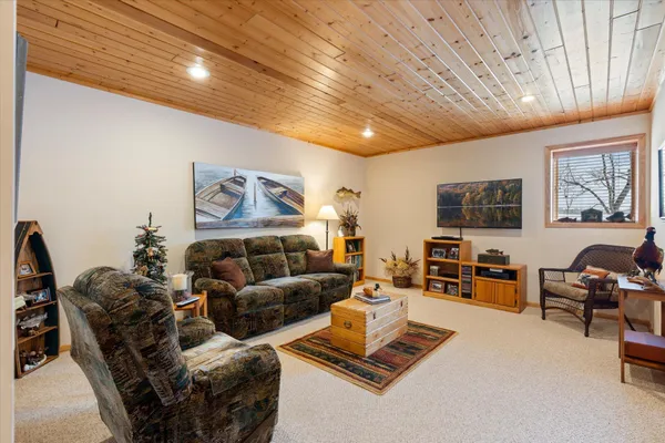 $639,900 | 9540 Lake Douglas Way, Breezy Point, MN 56472