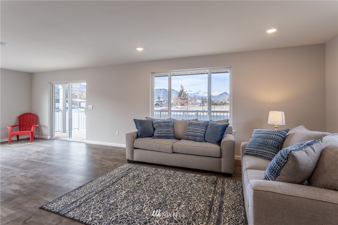 404 Riverside Meadow Cashmere, WA 98815 - Photo 4 of 27 Gallery Image 4
