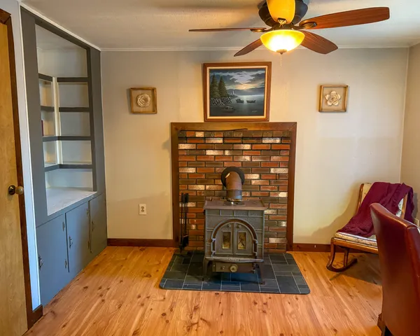 $180,000 | 190 West Franklin Road, Franklin, ME 04634