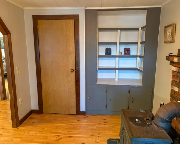 $180,000 | 190 West Franklin Road, Franklin, ME 04634