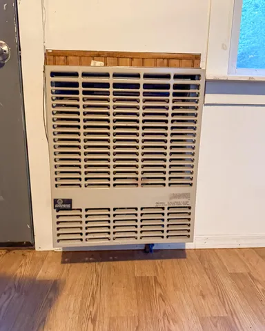 $180,000 | 190 West Franklin Road, Franklin, ME 04634