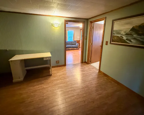 $180,000 | 190 West Franklin Road, Franklin, ME 04634