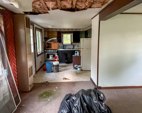 $180,000 | 190 West Franklin Road, Franklin, ME 04634