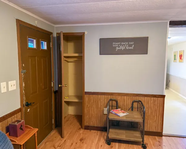 $180,000 | 190 West Franklin Road, Franklin, ME 04634