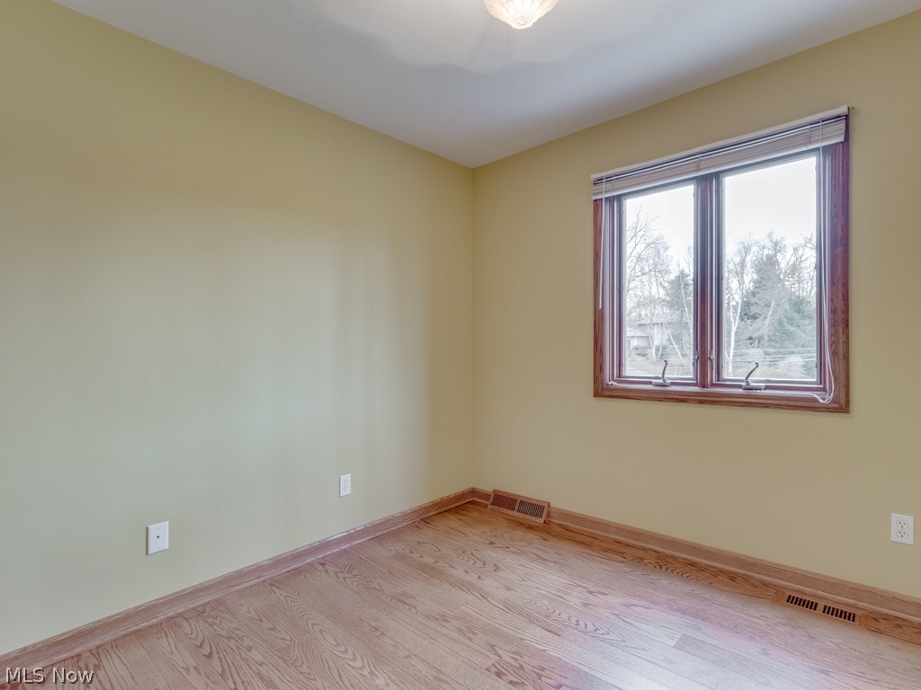 4945 Granger Road Akron, OH 44333 - Photo 27 of 35