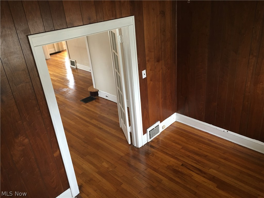 2035 Brunswick Road East Cleveland, OH 44112 - Photo 10 of 23