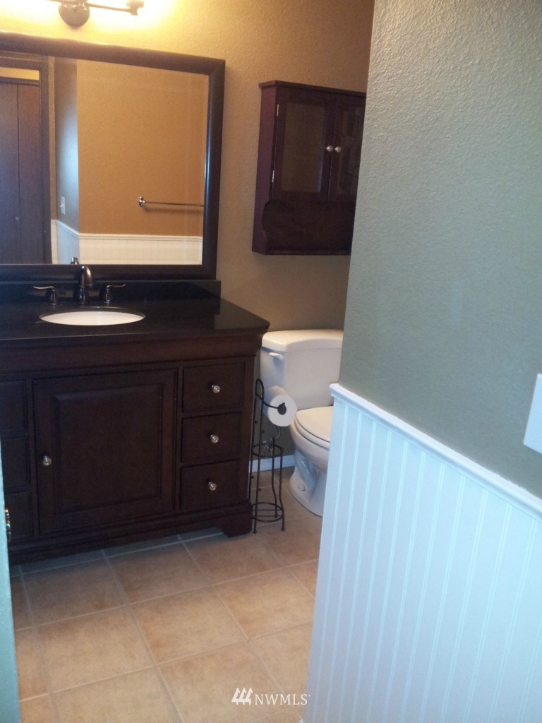 7411 Fairview Road Southwest, Unit 22 Olympia, WA 98512 - Photo 12 of 23 Gallery Image 12